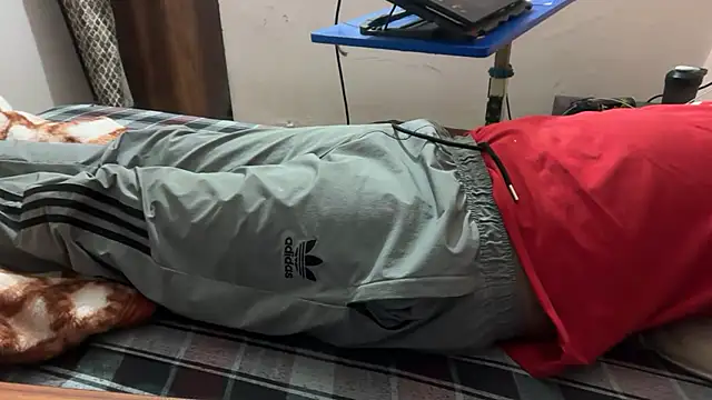 sexyboy09 online show from 10.25.25