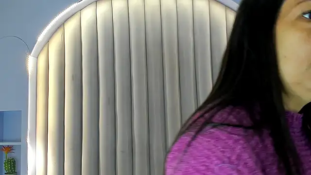 Snapshot of JaylaScott__ chatting on 10.09.25 JaylaScott online show from 10.09.25