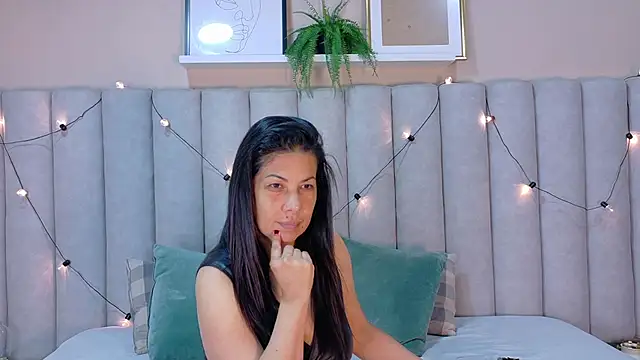 JaylaScott   online show from 03.19.26