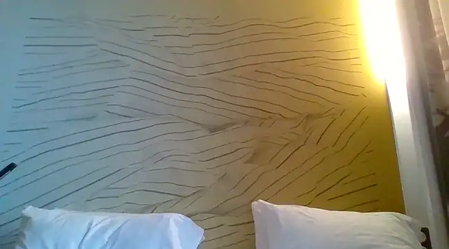 CaroAndMarc online show from 02.15.25