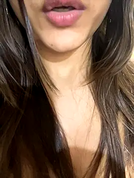 Snapshot of sabnam_69 chatting on 11.02.25 sabnam 69 online show from 11.02.25