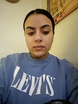 Snapshot of ElyzaIbarra chatting on 02.28.25 ElyzaIbarra online show from 02.28.25