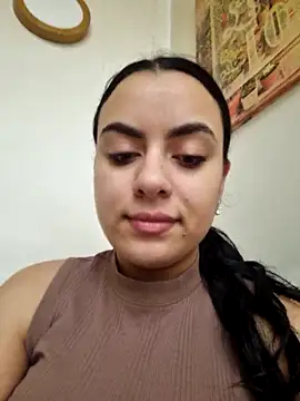 Snapshot of ElyzaIbarra chatting on 03.02.25 ElyzaIbarra online show from 03.02.25