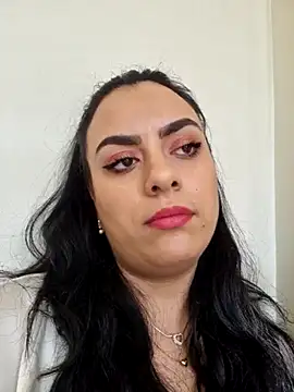 Snapshot of ElyzaIbarra chatting on 03.14.25 ElyzaIbarra online show from 03.14.25