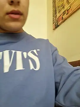 Snapshot of ElyzaIbarra chatting on 03.20.25 ElyzaIbarra online show from 03.20.25