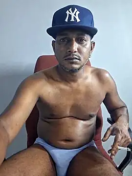 Snapshot of dmancams1874 chatting on 10.13.25 dmancams1874 online show from 10.13.25