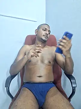 Snapshot of dmancams1874 chatting on 10.25.25 dmancams1874 online show from 10.25.25