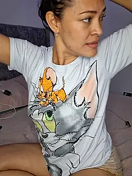 Sara P10 online show from 03.15.25