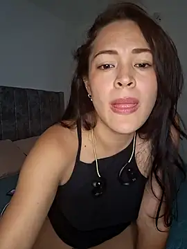 Sara P10 online show from 03.21.25