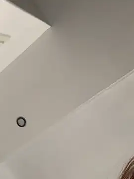 Snapshot of Aimeil chatting on 11.26.25 Aimeil online show from 11.26.25