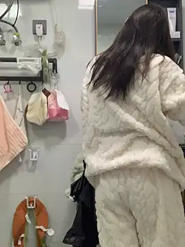 Snapshot of Aimeil chatting on 01.10.26 Aimeil online show from 01.10.26