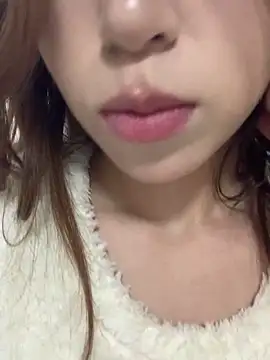 Snapshot of Aimeil chatting on 03.27.26 Aimeil online show from 03.27.26