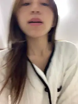 Snapshot of Aimeil chatting on 03.30.26 Aimeil online show from 03.30.26