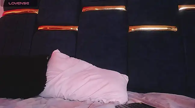 fulfill fantasies1 online show from 01.24.25