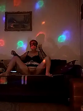 Ely Elenita online show from 02.20.25