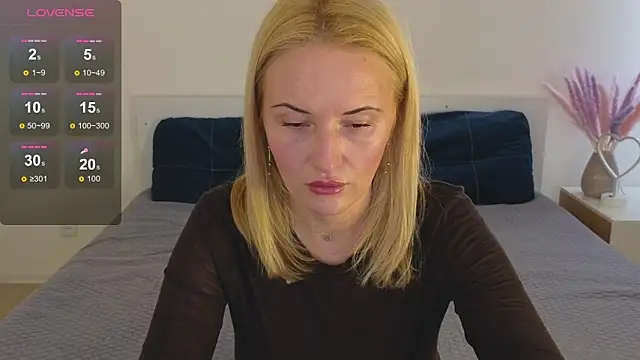 Snapshot of AlisssaRose chatting on 01.15.25 AlisssaRose online show from 01.15.25