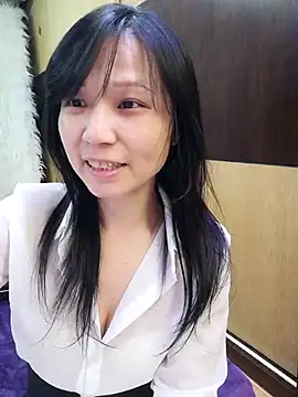 Snapshot of enjoysung chatting on 02.24.25 enjoysung online show from 02.24.25
