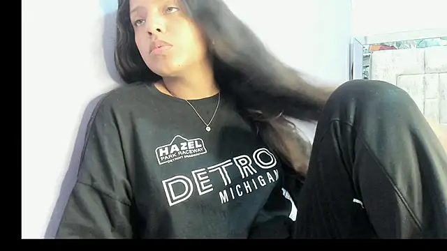 ReisheII Andersom online show from 11.07.25