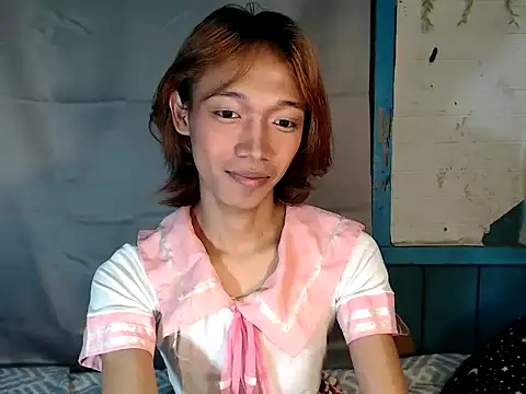 Snapshot of imtwinky chatting on 10.03.25 imtwinky online show from 10.03.25