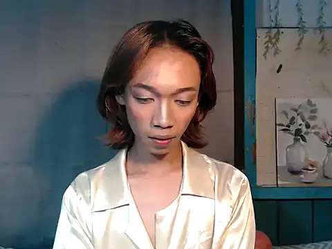 Snapshot of imtwinky chatting on 10.20.25 imtwinky online show from 10.20.25