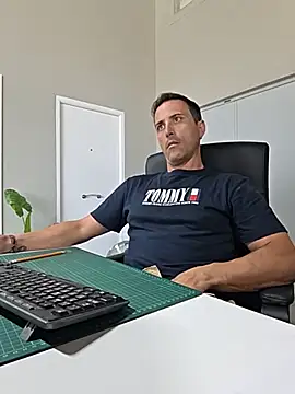 Lucas   81 online show from 07.11.26