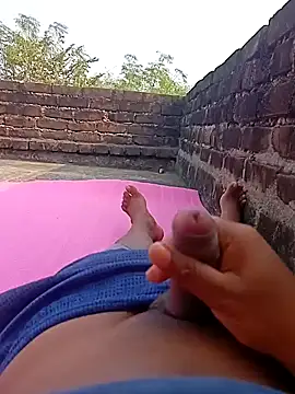 Snapshot of Tanker_95 chatting on 12.24.24 Tanker 95 online show from 12.24.24