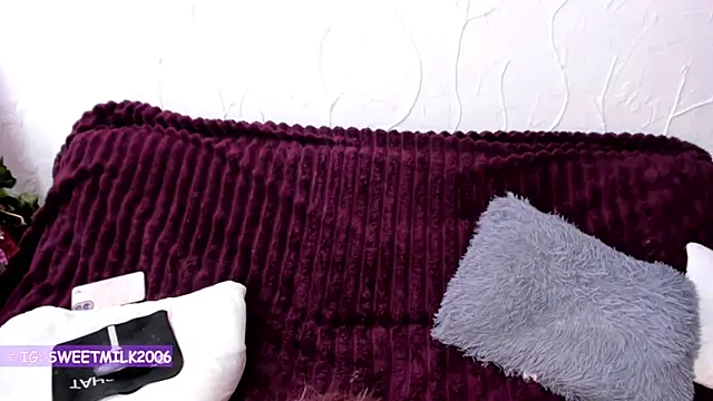 sweetmilk2006 online show from 10.01.25