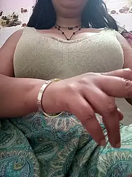 cute-mahek online show from 04.02.26