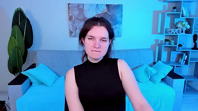 Snapshot of BonneyLove chatting on 01.20.25 BonneyLove online show from 01.20.25