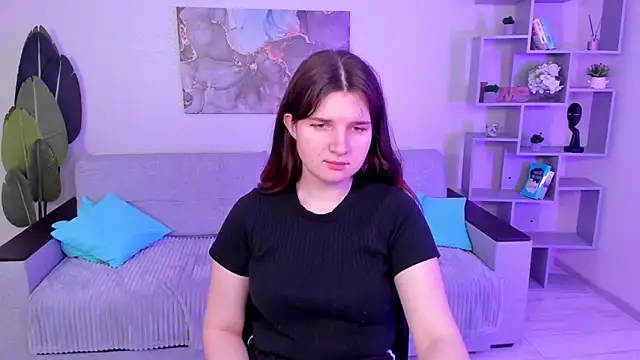 Snapshot of BonneyLove chatting on 03.16.25 BonneyLove online show from 03.16.25