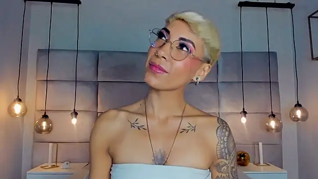 MiaMorgan  online show from 12.23.24