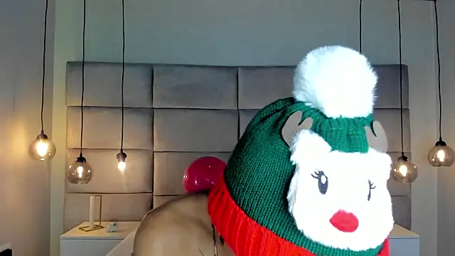 MiaMorgan  online show from 12.24.24