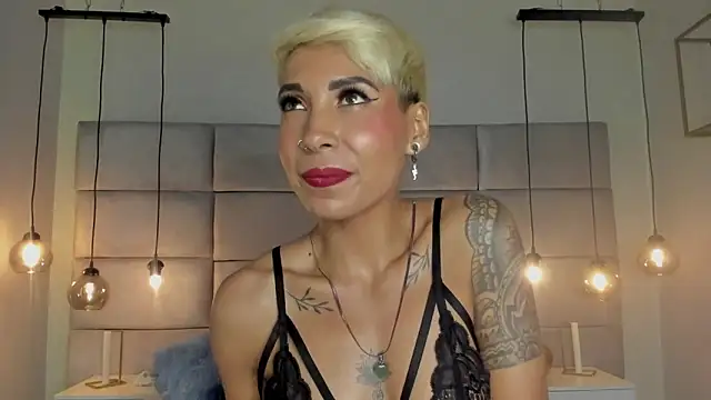 MiaMorgan  online show from 01.02.25