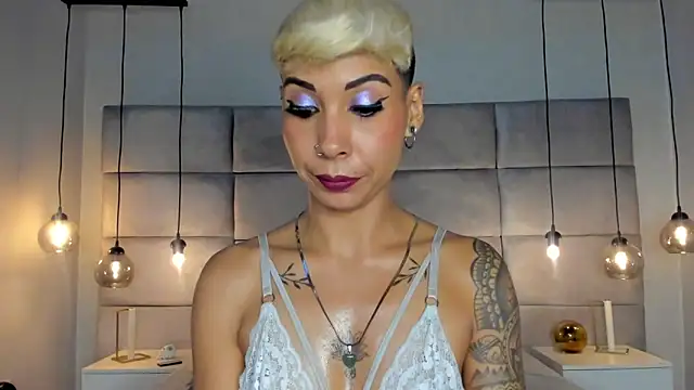 MiaMorgan  online show from 01.12.25