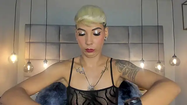MiaMorgan  online show from 01.14.25