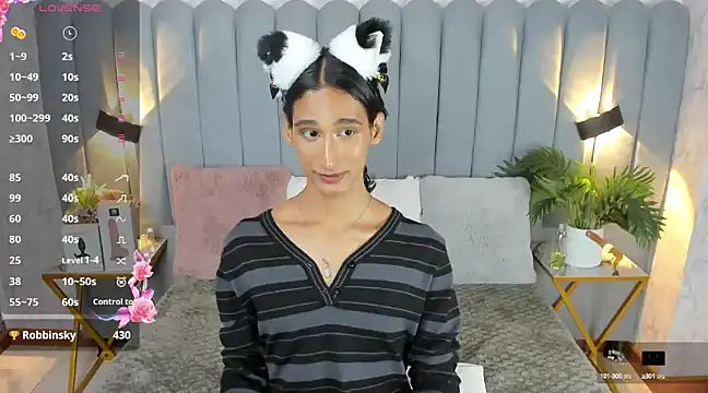 skyyfoxpraga online show from 01.17.25