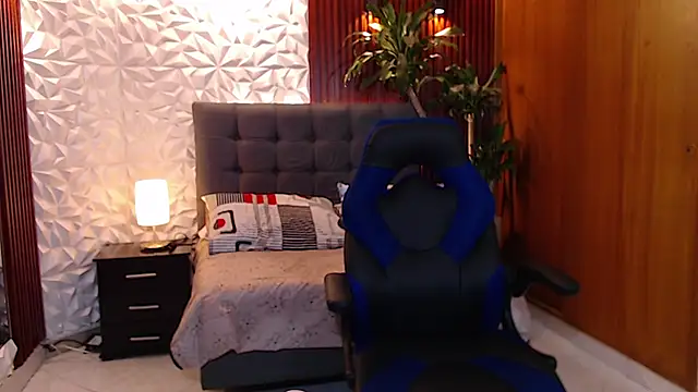 Perla prg online show from 03.14.25