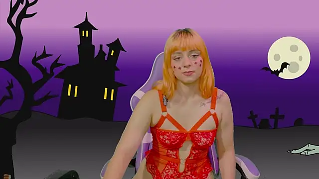 Snapshot of Dolce--Mia---Bianchi__07 chatting on 10.30.25 Dolce--Mia---Bianchi 07 online show from 10.30.25