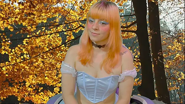 Snapshot of Dolce--Mia---Bianchi__07 chatting on 11.15.25 Dolce--Mia---Bianchi 07 online show from 11.15.25