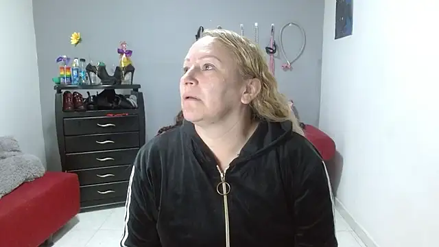 emperabigbootybigass online show from 02.04.25