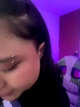 Snapshot of _Valkyrie chatting on 12.18.25 Valkyrie online show from 12.18.25