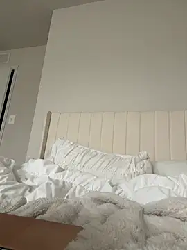 emilycoco online show from 02.22.26