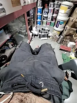 Snapshot of dickerdaddy25 chatting on 12.10.24 dickerdaddy25 online show from 12.10.24