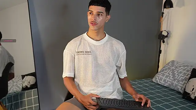 Snapshot of Busterspinter chatting on 10.05.25 Busterspinter online show from 10.05.25