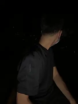 Snapshot of Benson18y chatting on 09.28.25 Benson18y online show from 09.28.25