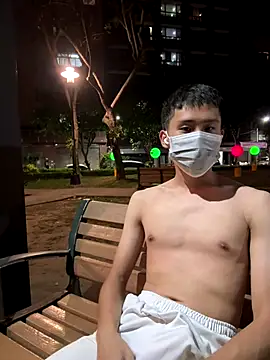 Snapshot of Benson18y chatting on 10.18.25 Benson18y online show from 10.18.25