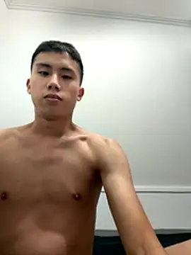 Snapshot of Benson18y chatting on 10.25.25 Benson18y online show from 10.25.25