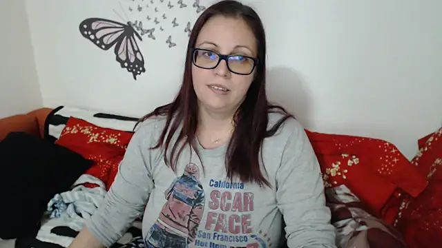 LadyHellene online show from 02.05.25