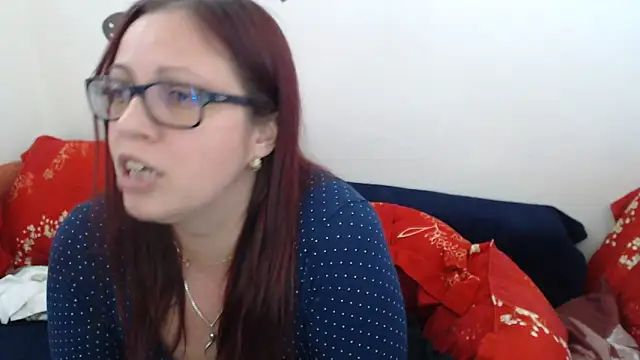 LadyHellene online show from 03.12.25