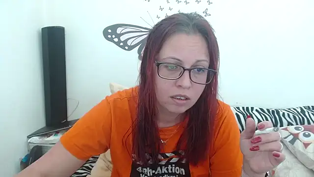 LadyHellene online show from 02.11.26